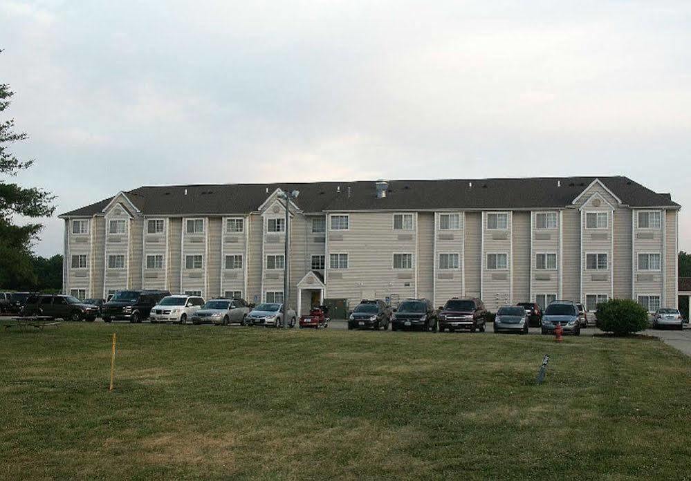 Mariner's Village Resort Carlyle Exteriör bild